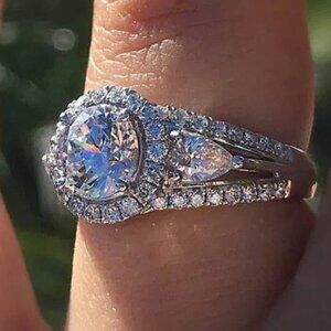 ▶Noble Anillos Round Zircon Three Layer Hollow Silver Plated Dainty Ring, L219